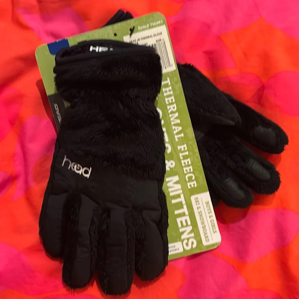 NWT head thermal fleece gloves